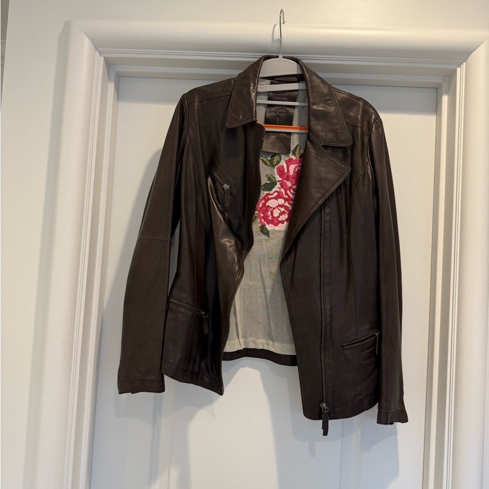 Elegant Dark Brown Leather Jacket